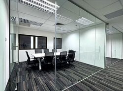 Altez (D2), Office #568045911